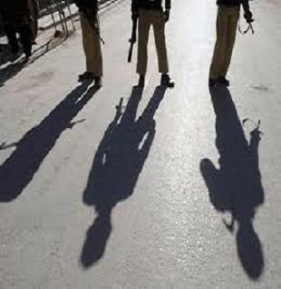 police raid at tipu sultan road karachi