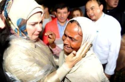 Turk PM's wife crying