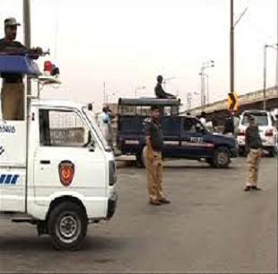 police kills three 3 dacoit in karachi